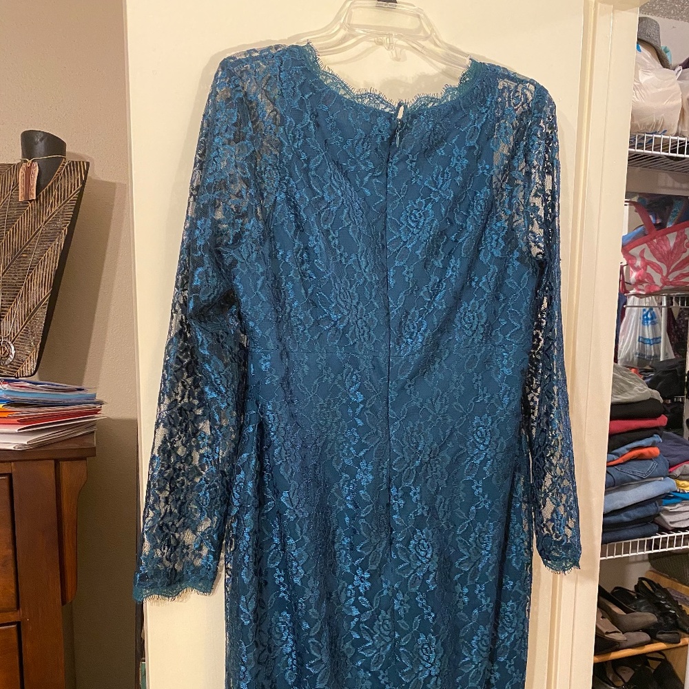 Emerald green lace dress